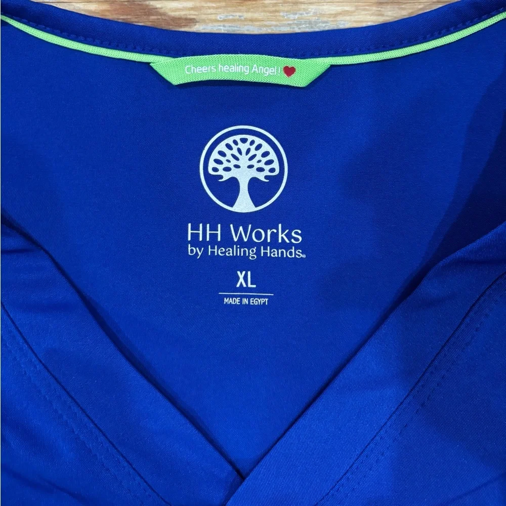 Healing Hands Galaxy Blue Scrub Set (top XL - bottoms L) - Picture 3 of 5